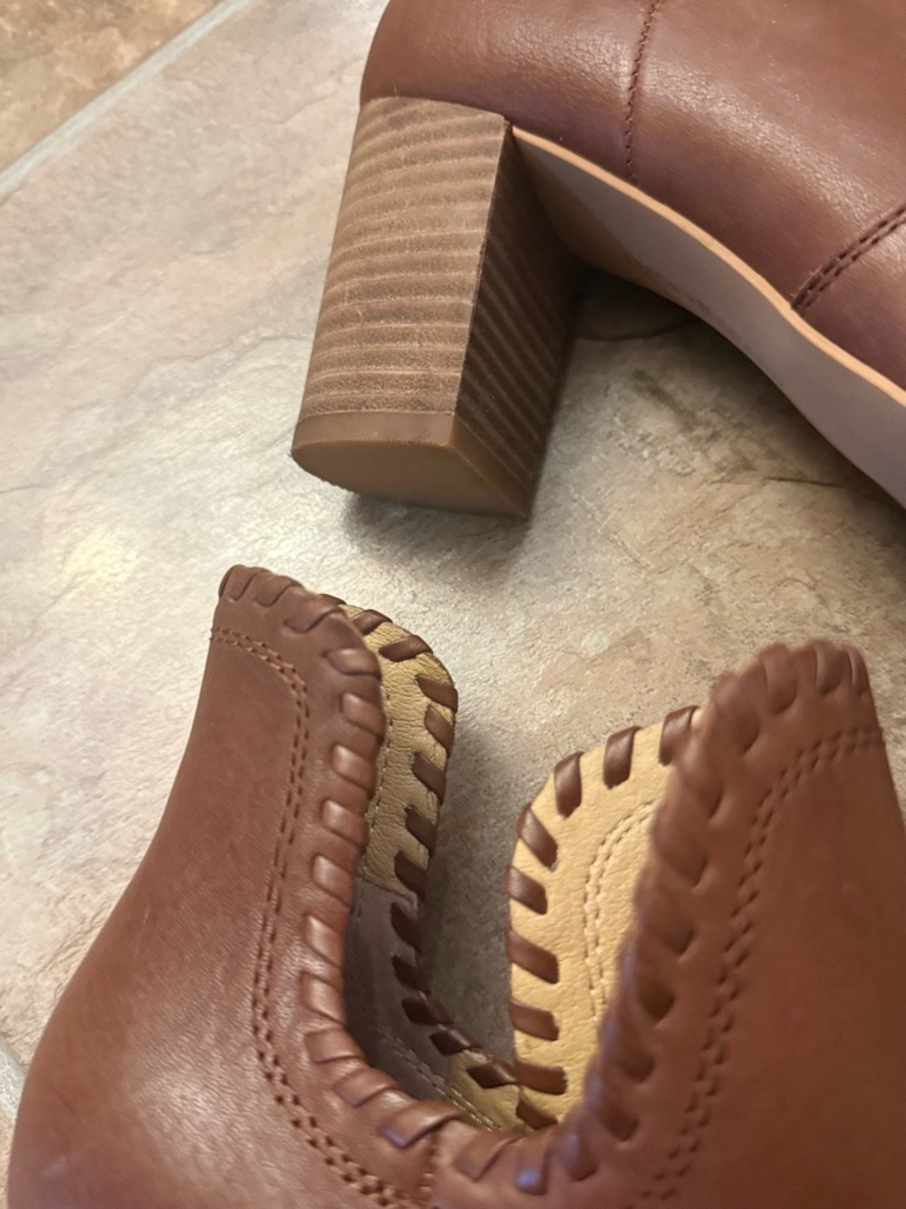 Lucky Brand Brown Leather Festival Booties Sz 8 Boho Ankle Boots Block Heel - Picture 2 of 4